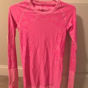 lululemon run swiftly long sleeve!